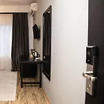 Triss Hotel