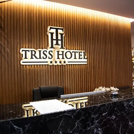 Triss מלון 4*